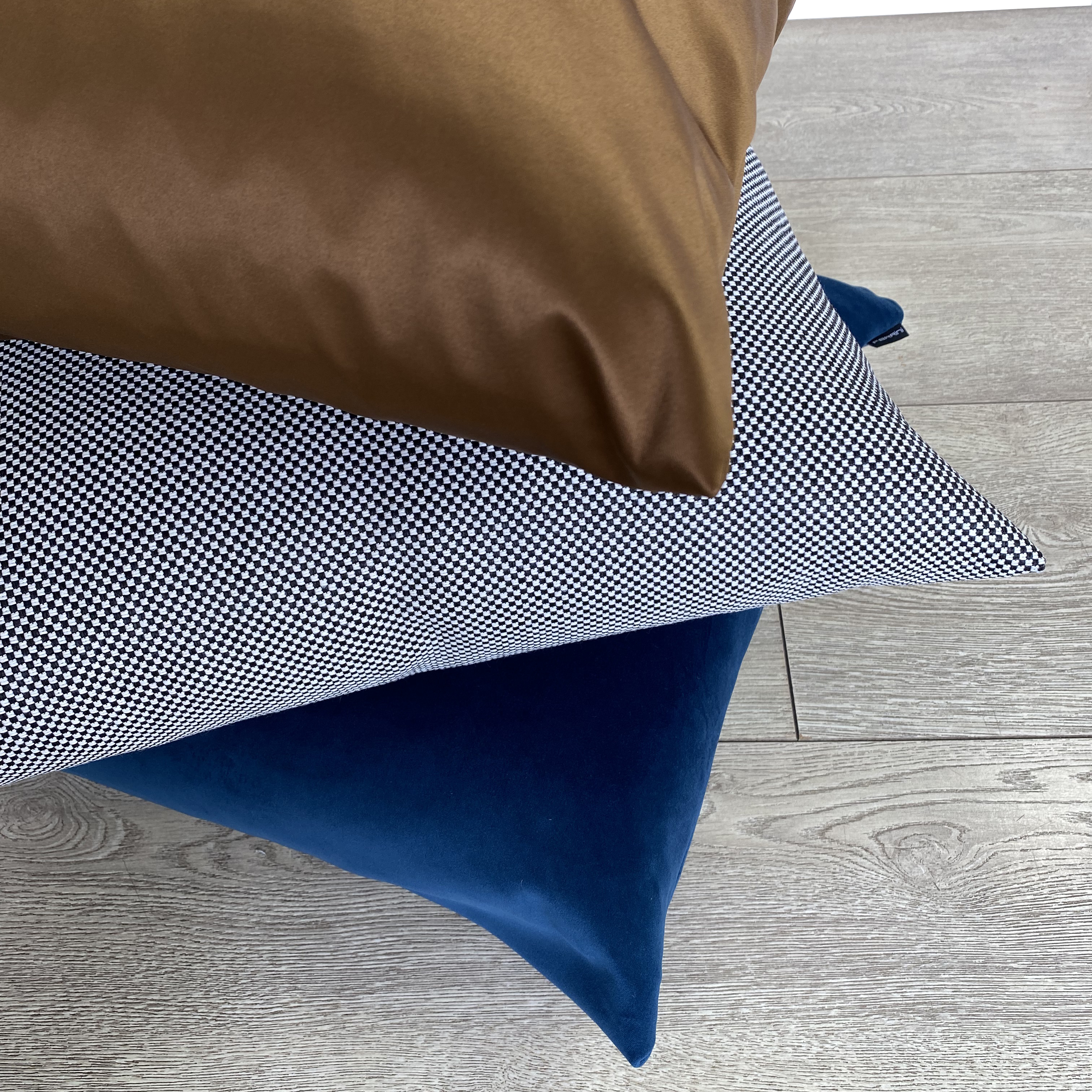 COJÍN BE50X50 DUO MULTICOLOR