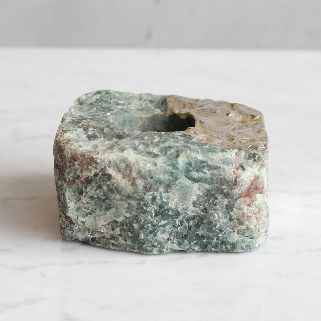 PORTAVELA DE CUARZO VERDE