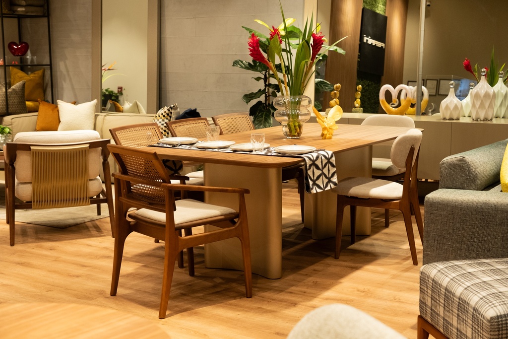 MESA DE COMEDOR ANTARES