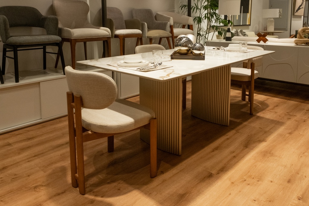 MESA DE COMEDOR CANELAS PETRA 180