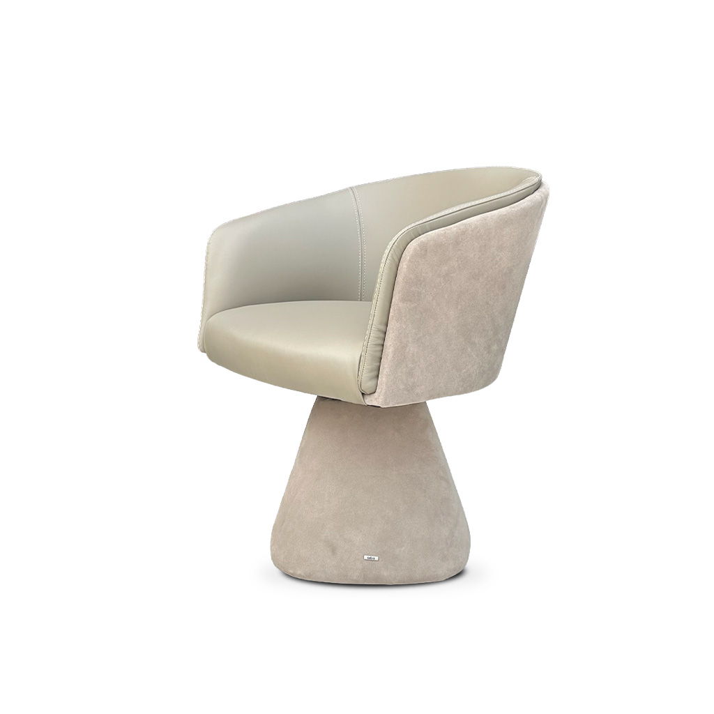 BUTACA DE CUERO ORLA AVELA