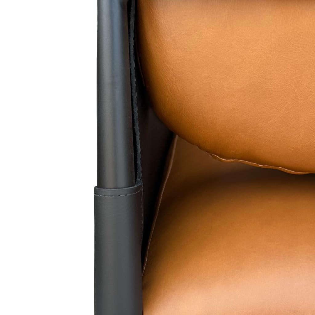 BUTACA DE CUERO CAROÁ