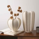 VASE PETAL MEDIUM
