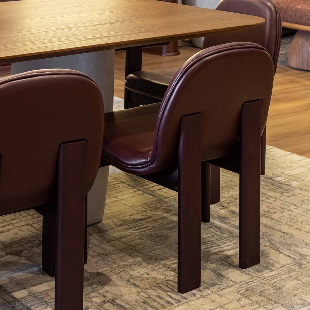 SILLA DE CUERO ESTACA
