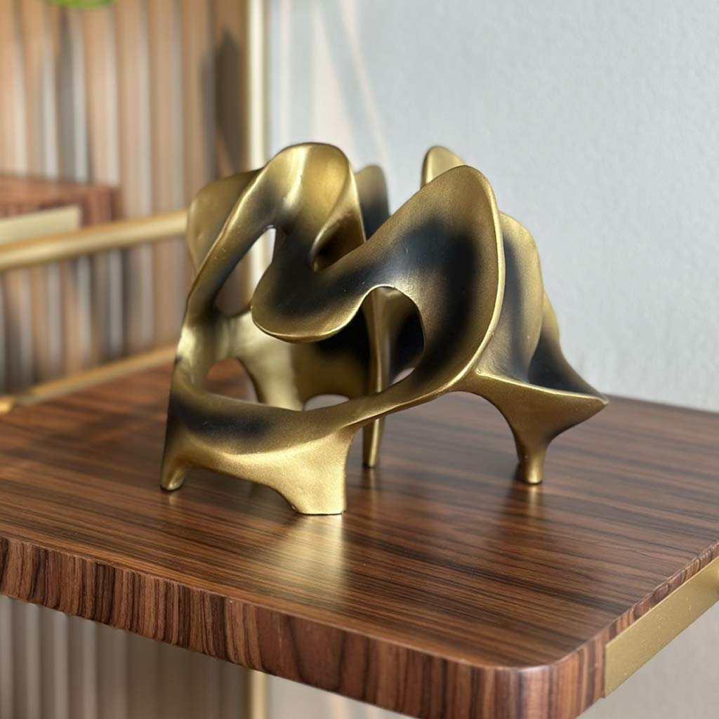 ESCULTURA VOID ORO ENVEJECIDO