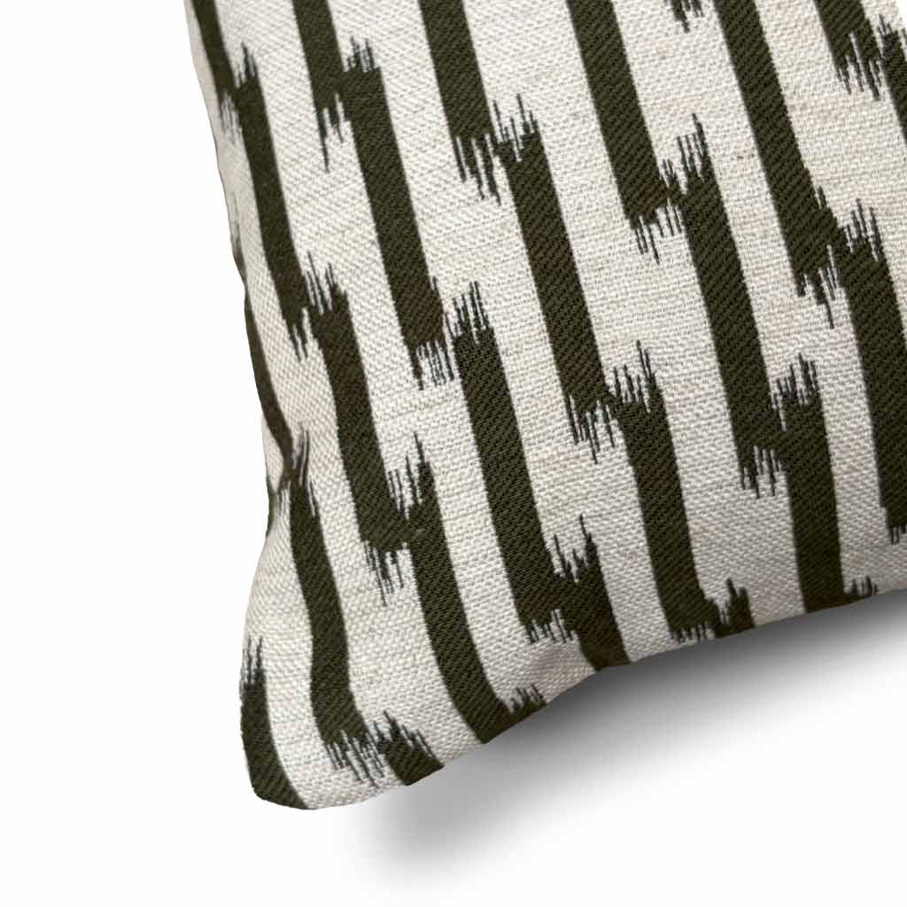 COJÍN  BT40x60 IKAT GREEN