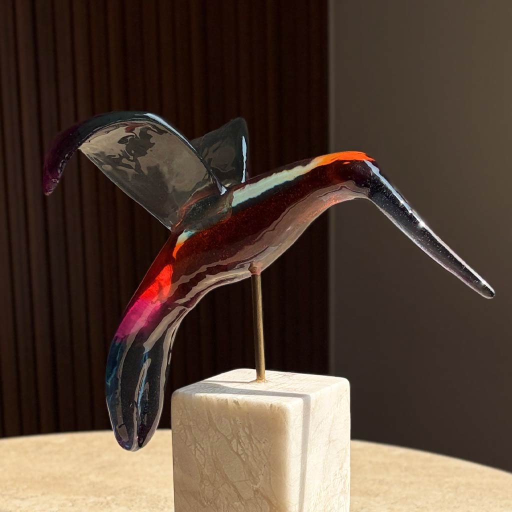 ESCULTURA COLIBRI ROJO y AZUL CON BASE PIEDRA DE HUAMANGA (copiar)