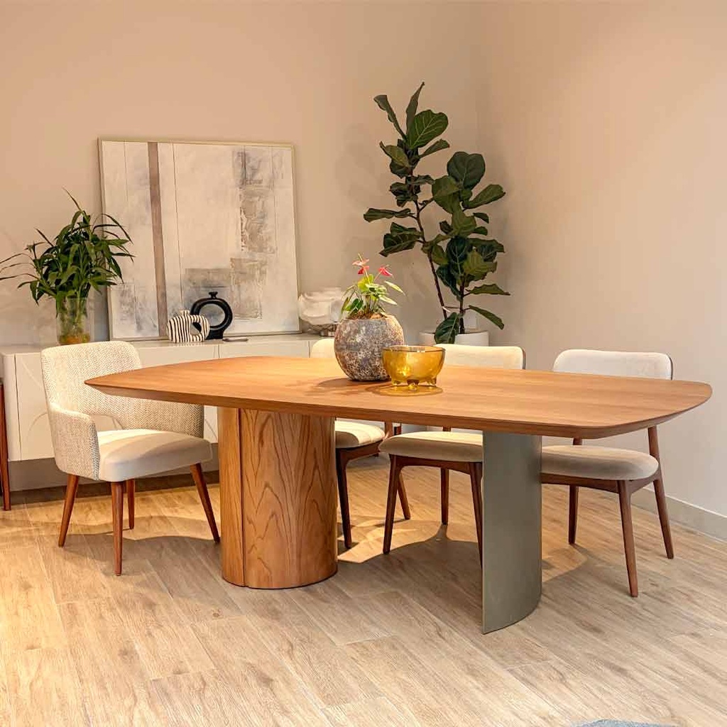MESA DE COMEDOR LUA