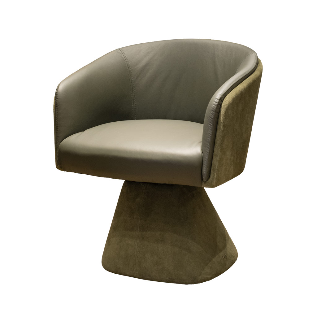 SILLÓN DE CUERO ORLA