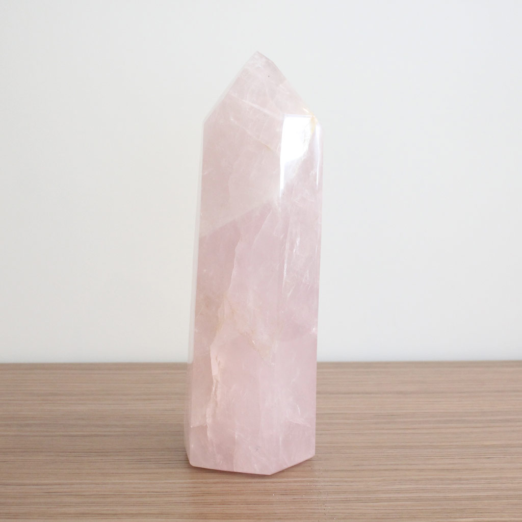 OBELISCO DE CUARZO ROSADO