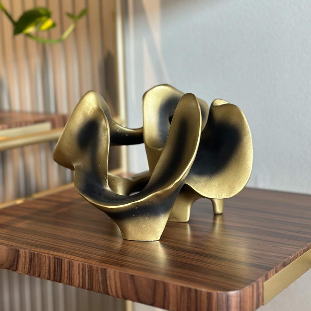 ESCULTURA VOID ORO ENVEJECIDO