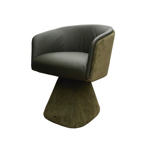 SILLÓN DE CUERO ORLA