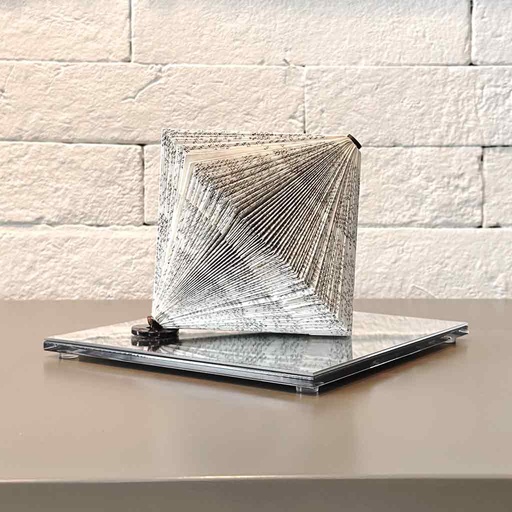ESCULTURA ORIGAMI REFLEJO