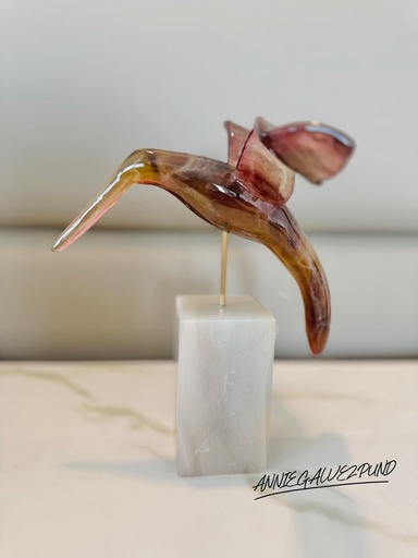 ESCULTURA COLIBRI CON BASE PIEDRA DE HUAMANGA